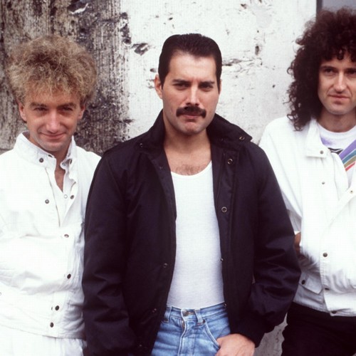 Brian May: Queen got irritated by crowds singing every line to their songs