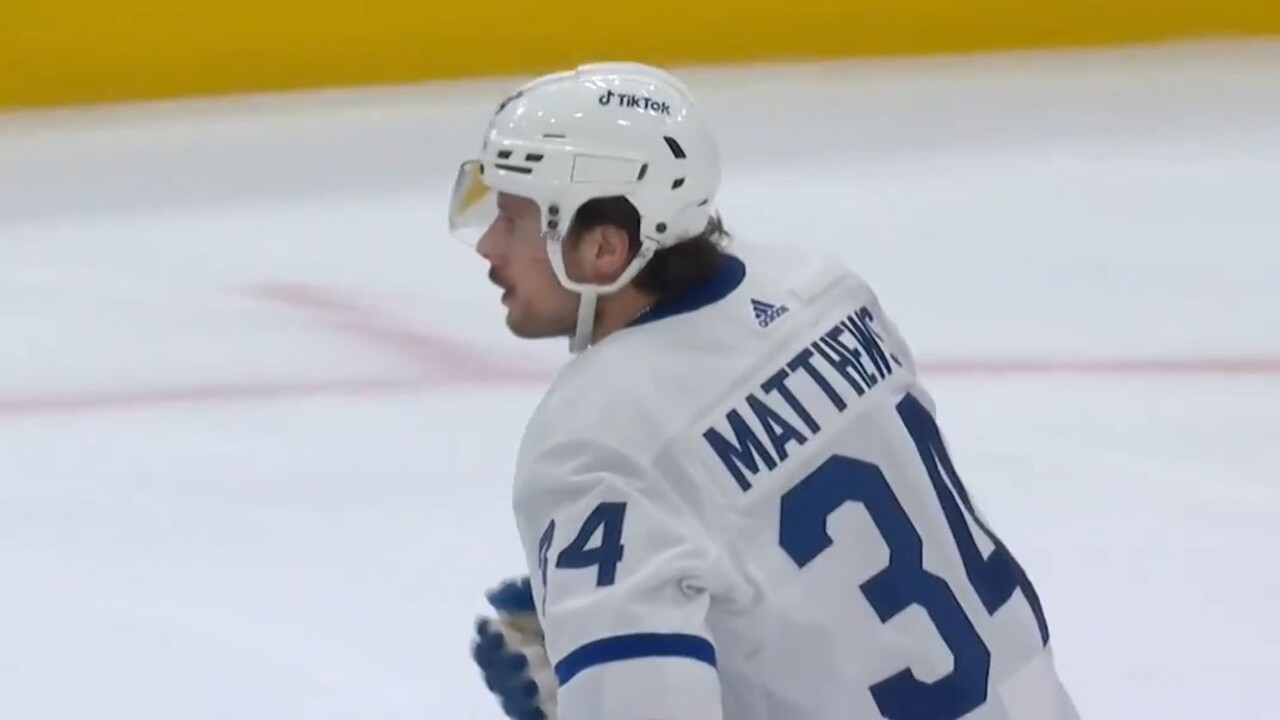 Maple Leafs’ Matthews banks rebound in midair to chase Grubauer