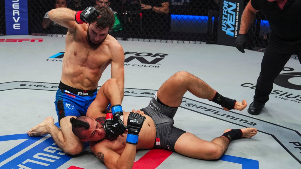 Magomed Umalatov def. Nayib Lopez at 2023 PFL 6: Best photos