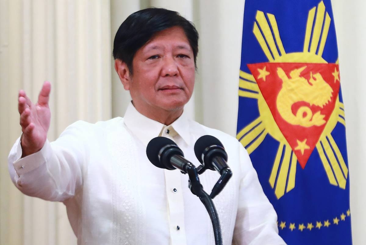 Marcos accepts resignation of Napolcom commissioner